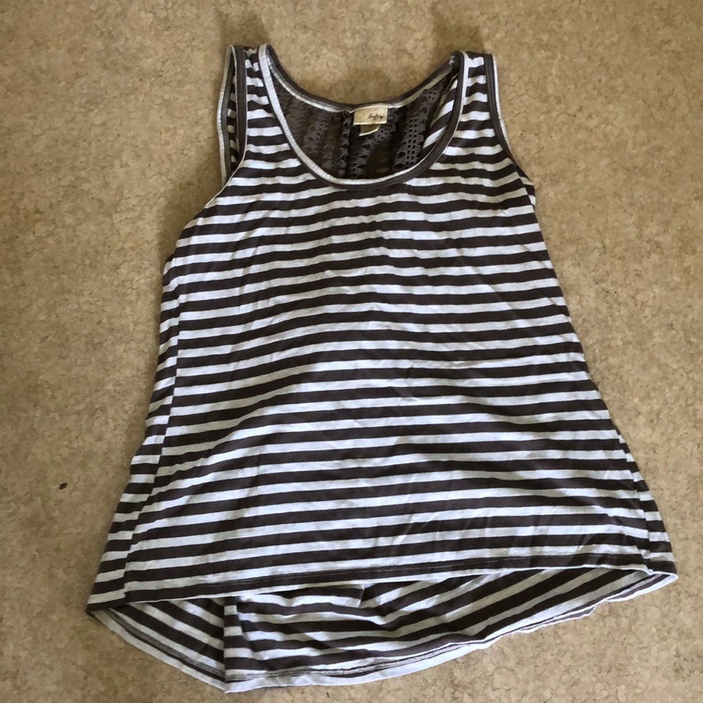 Day trip Size M Sleeveless crochet back top